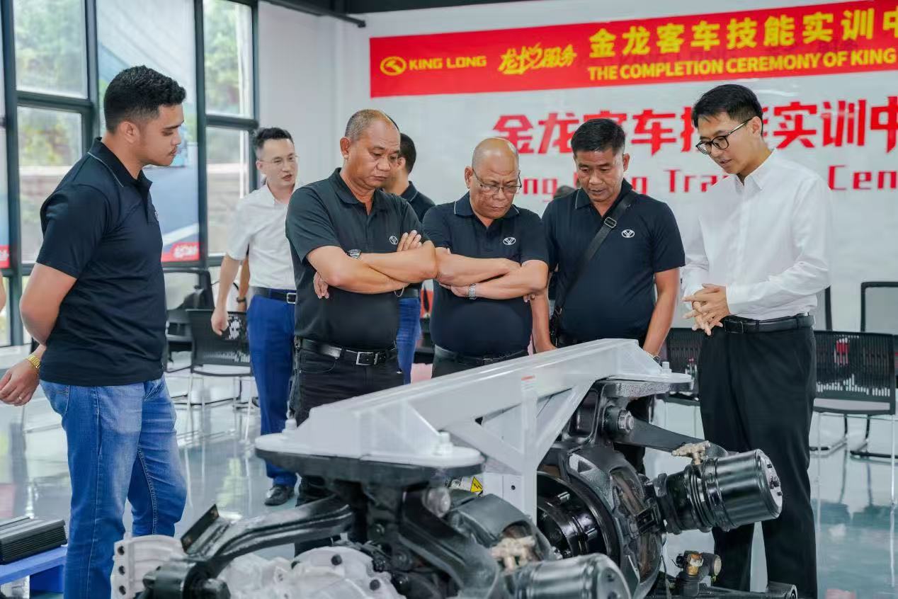 1758858929103 51a68bd7346008f0605ccc2bc587877f