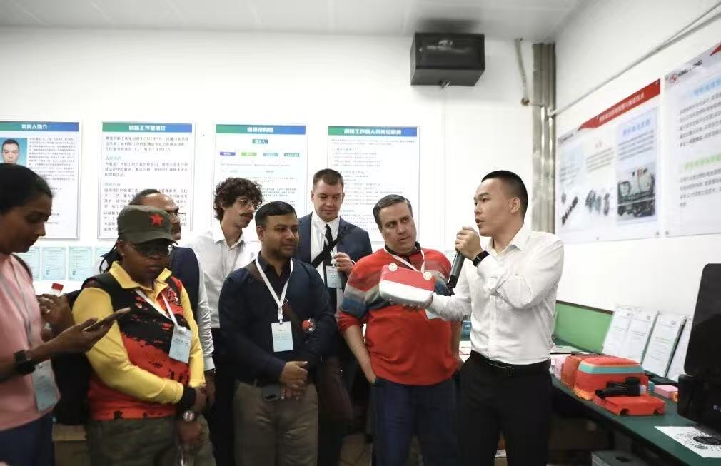 1762515578669 8bb80542776c354904a821a01933bd83